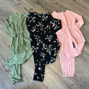 Old Navy Girls 5t Jumpsuits in Green, Black Floral & Pink